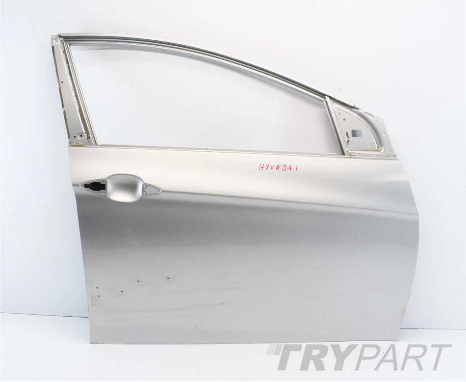 HYUNDAI I40 RIGHT FRONT DOOR ORG