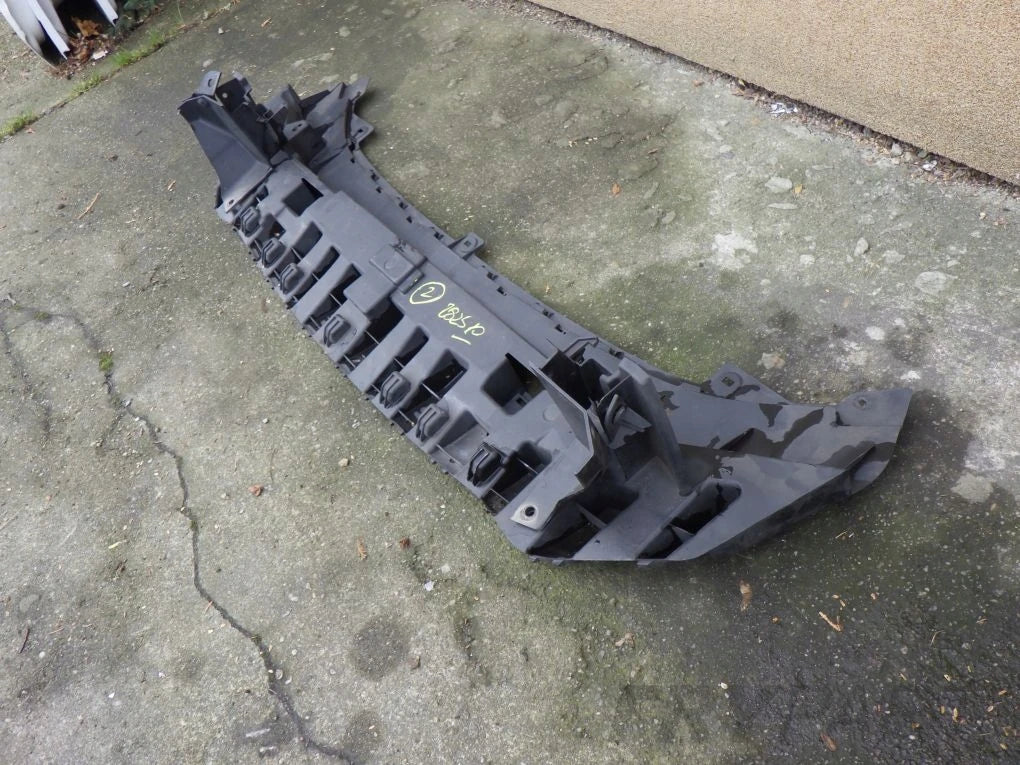 FORD FIESTA MK7 LIFT 13- Bumper Guard Plate