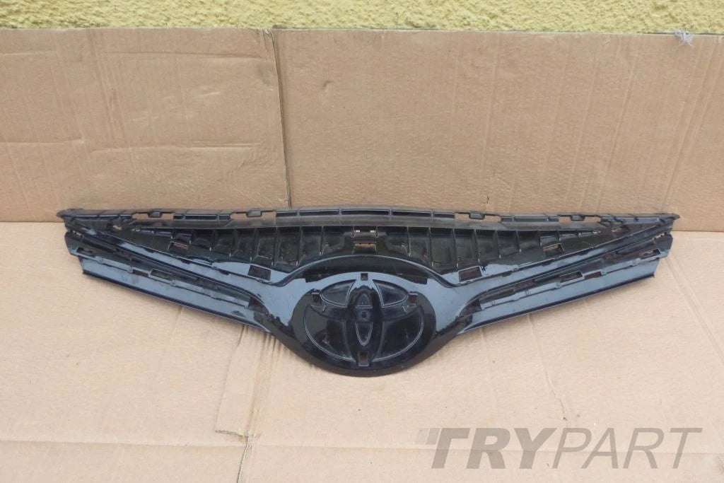 TOYOTA AVENSIS T27 LIFT T29 Grille