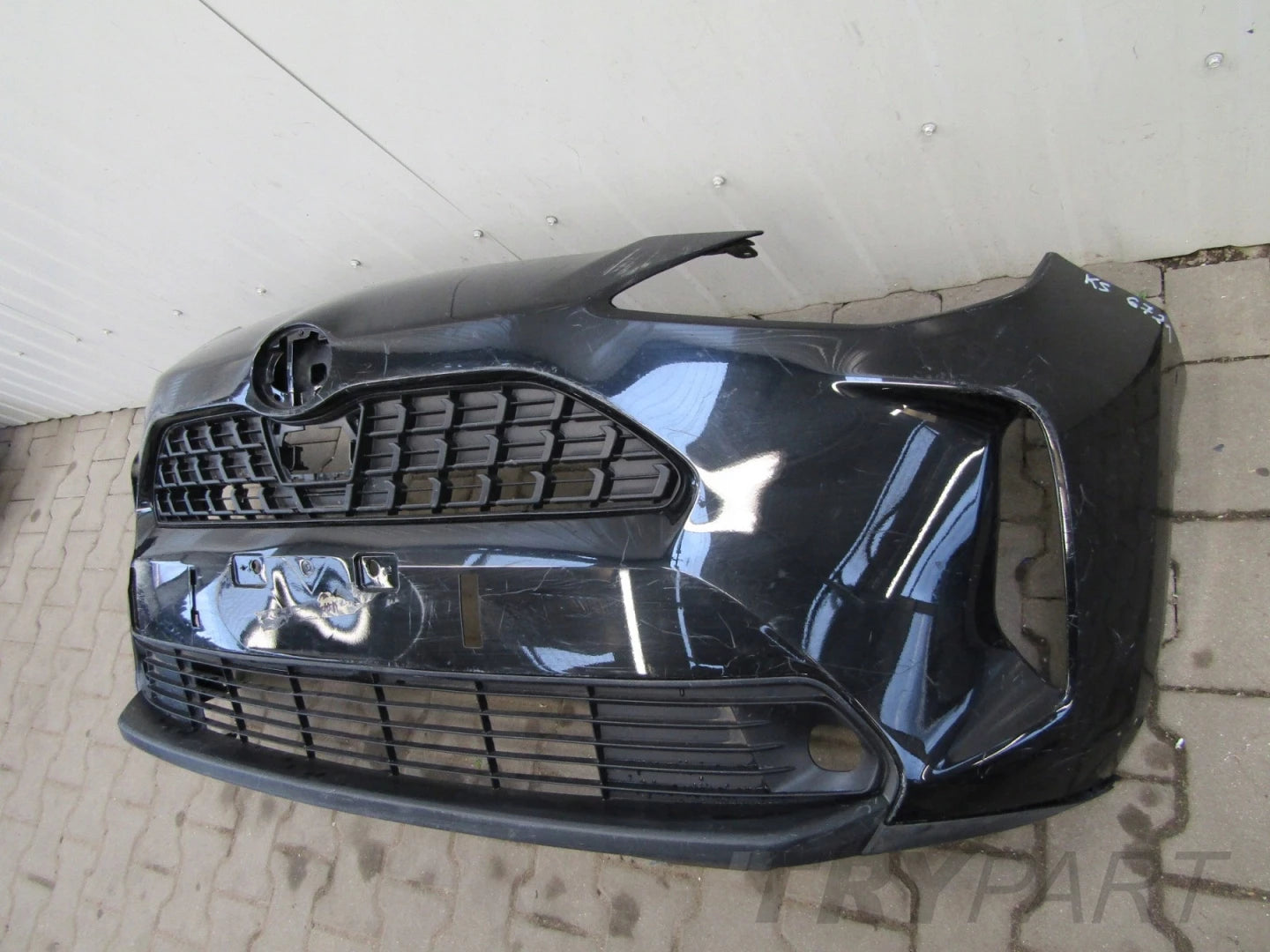 Front Bumper Toyota Yaris Cross 21-