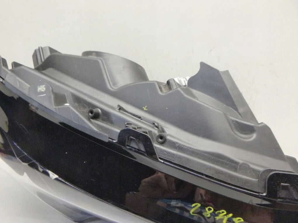 LEXUS NX 200 NX 300H EU LED Front Right