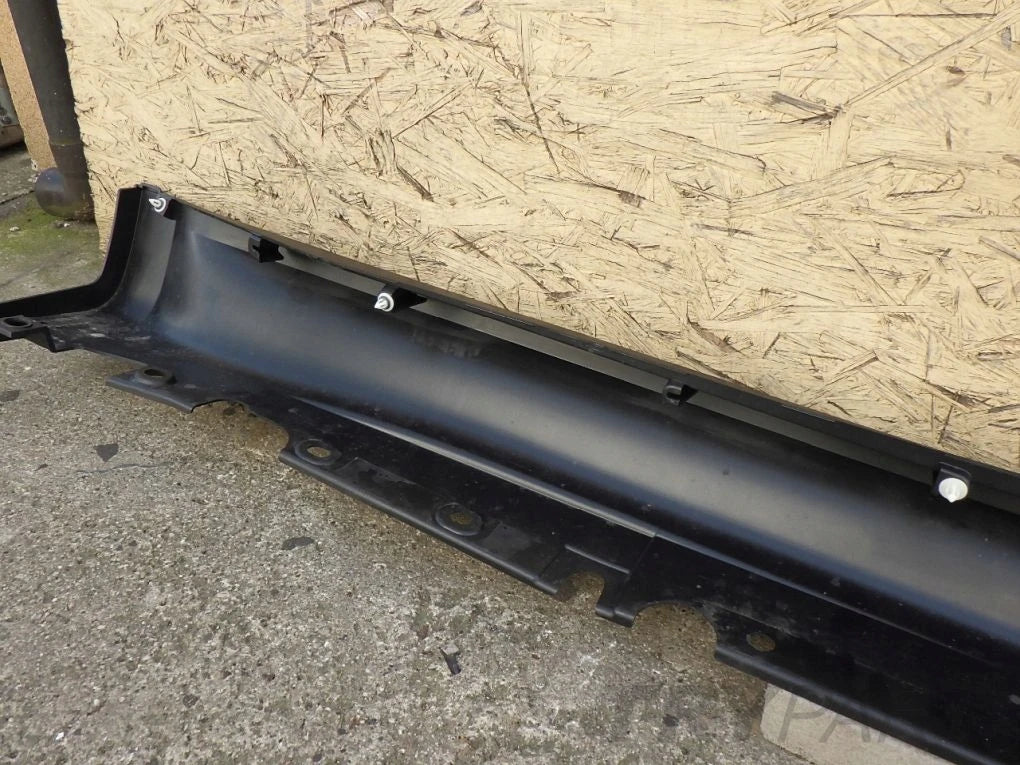 BMW X6 E71 Left Sill Cover Bracket