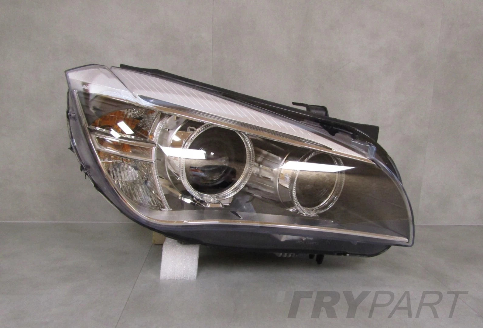 BMW X1 E84 LIFT LCI Xenon Headlight 12-15 RH RIGHT COMPLETE