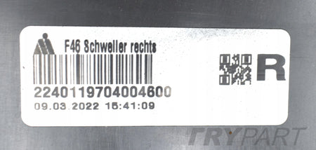 BMW F46 GRAN TOURER RIGHT SILL MOLDING ORG NEW