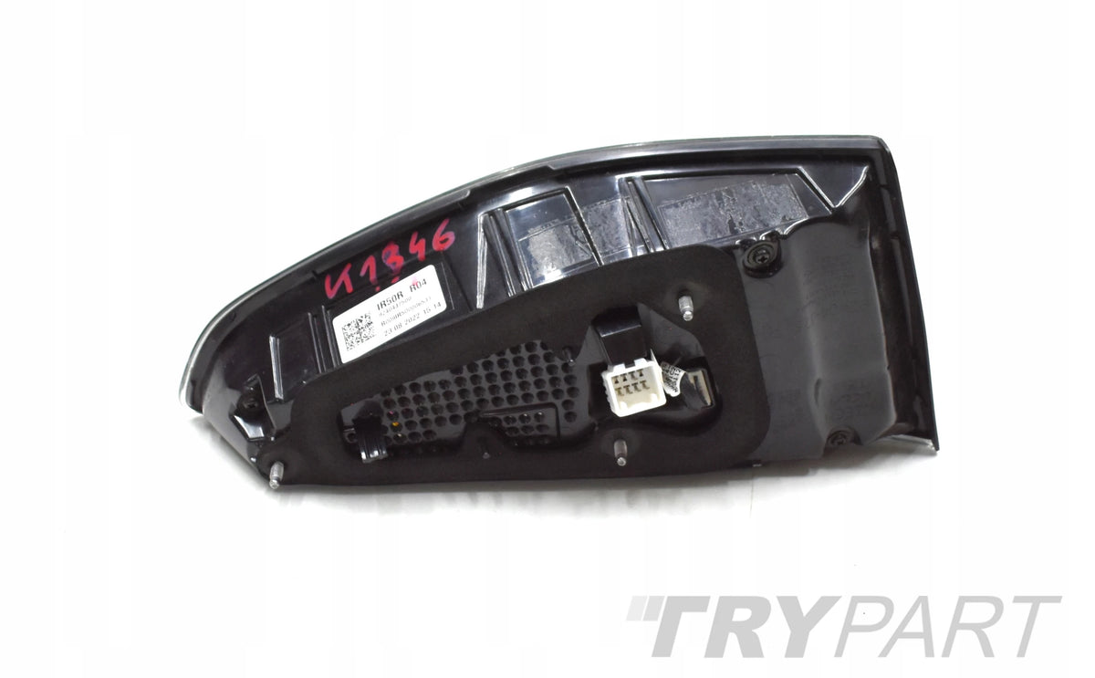 KIA CEED III LIFT GT LINE GT TAIL LIGHT RIGHT REAR IN TAILGATE ORG EU