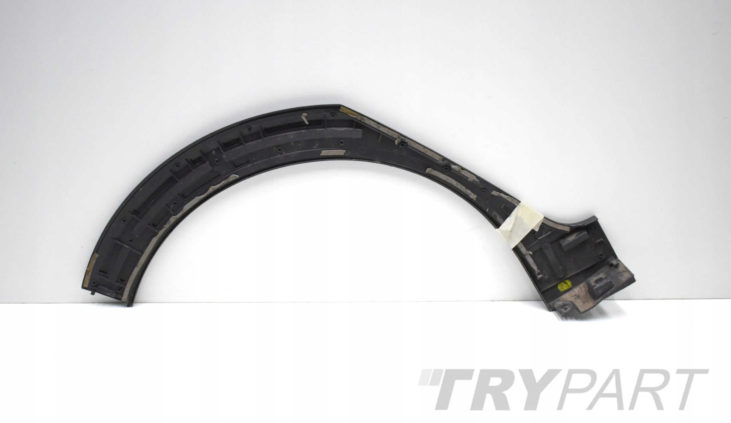 VW TAIGO 2G7 LEFT REAR FENDER TRIM ORIGINAL