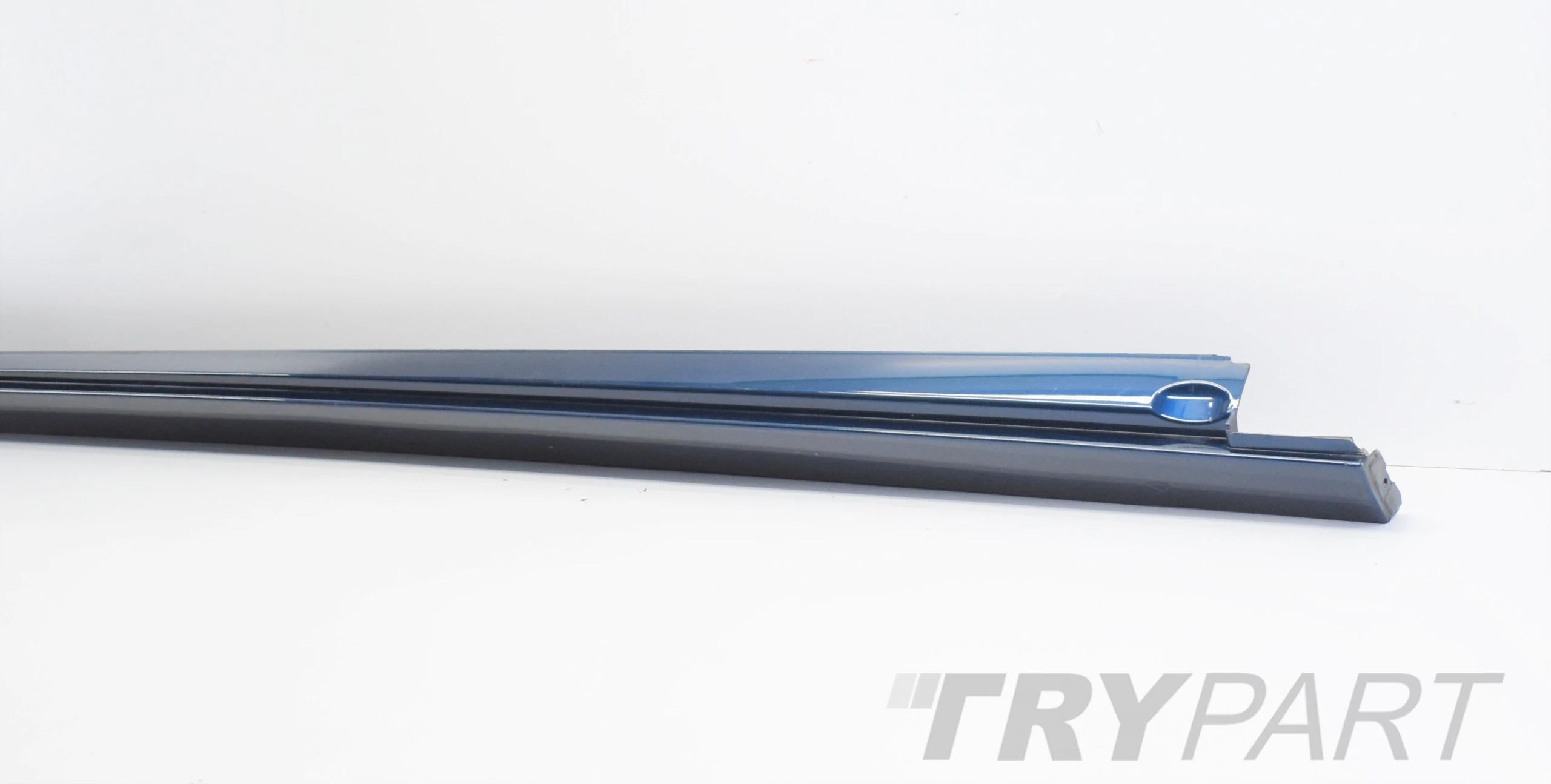 VW PASSAT B8 3G DOOR SILL STRIP RIGHT ORG