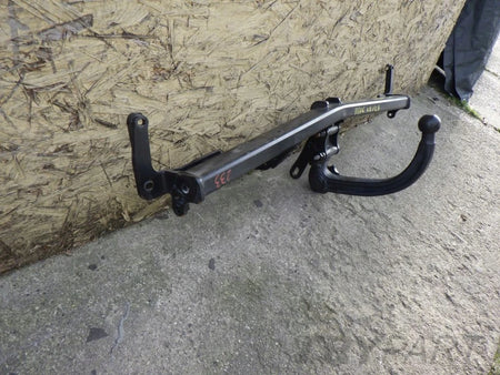 PEUGEOT 3008 OPEL GRANDLAND X CITROEN C5 AIRCROSS tow hitch