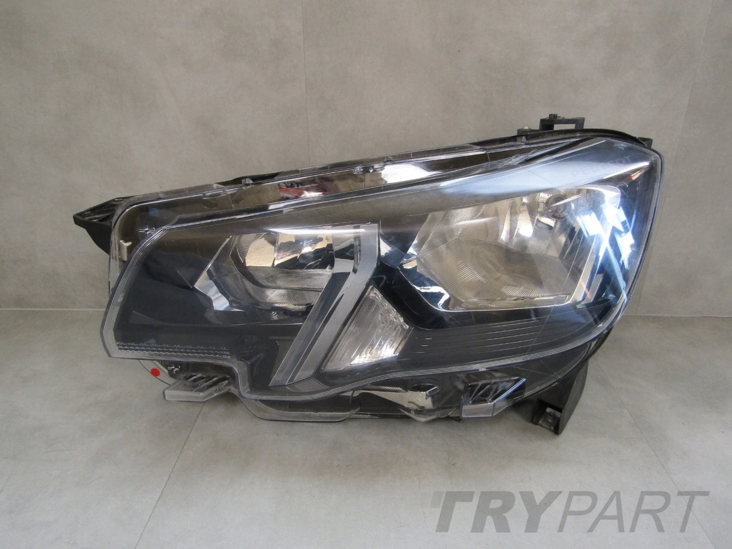 Front Lamp Peugeot Partner 4 IV Rifter STANDARD 18-23 LH 9816826980