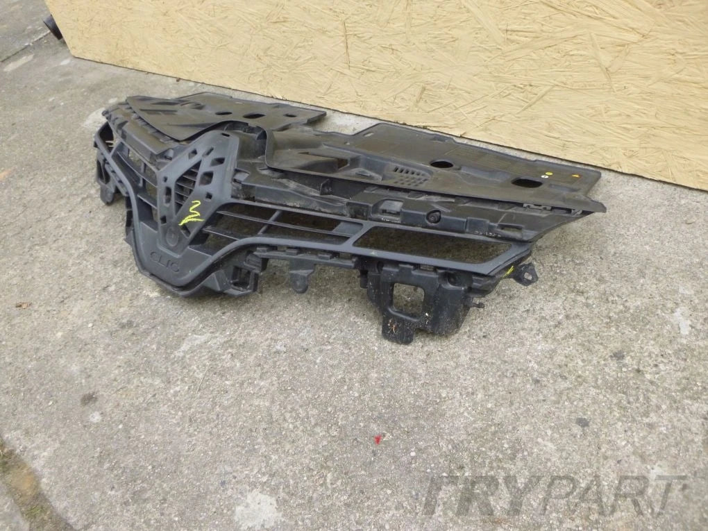 RENAULT CLIO 4 IV 2012- grill