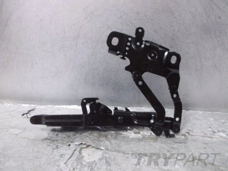 BMW 1 F20 F21 Hood Hinge