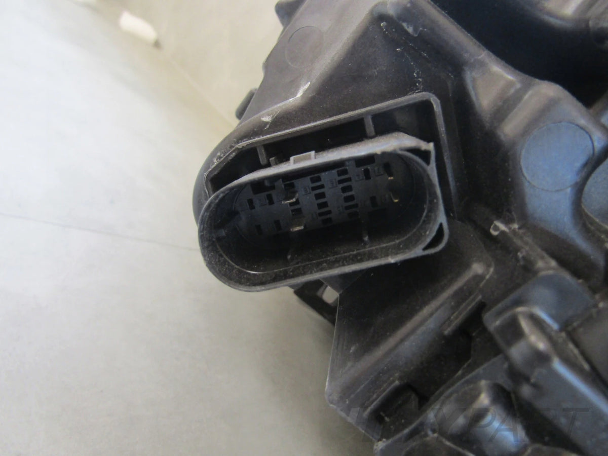 MERCEDES B CLASS W247 LIFT MULTIBEAM 23- HEADLIGHT RH A2479061404