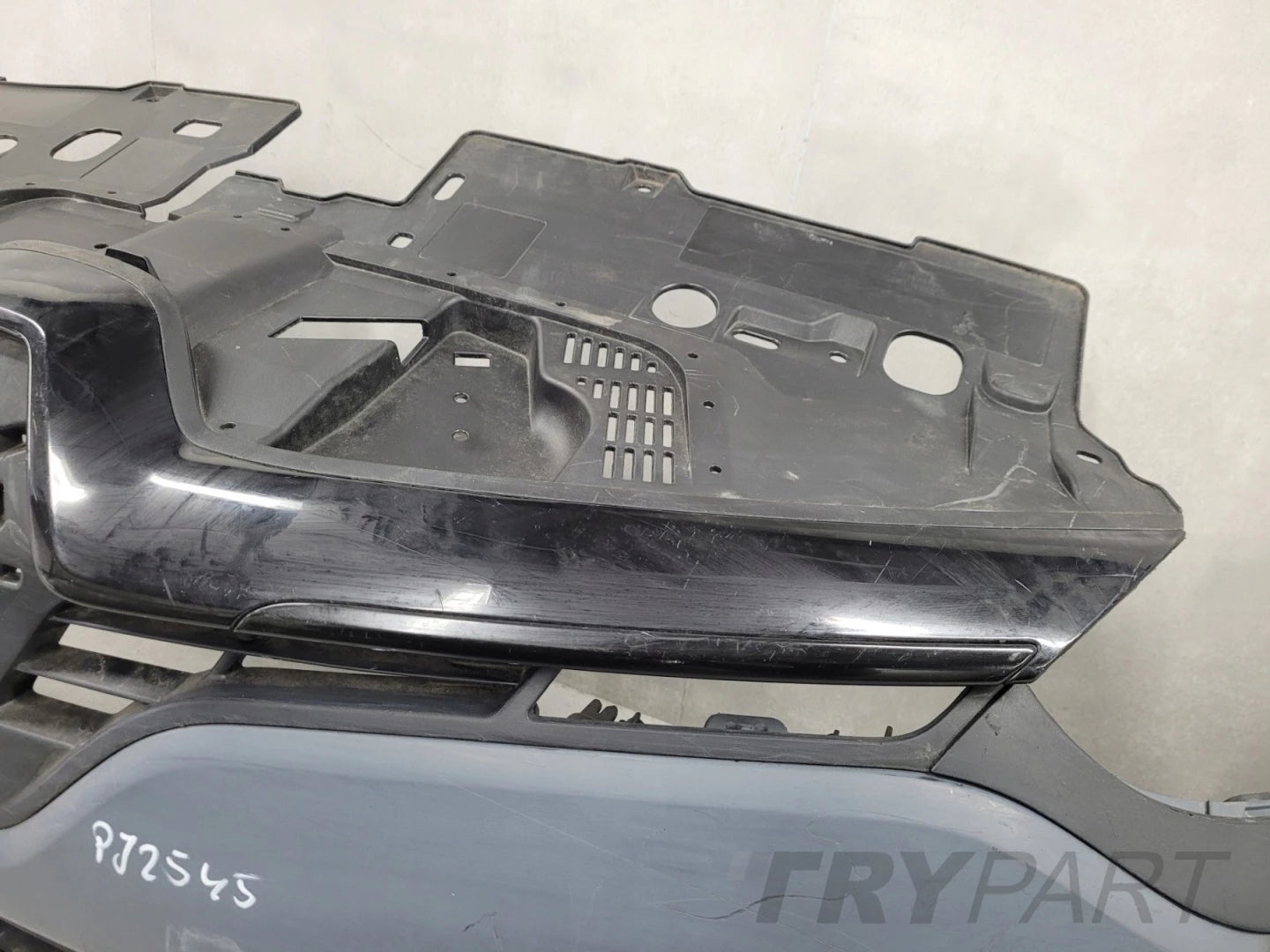 Front Bumper Renault Clio 4 IV 12-16