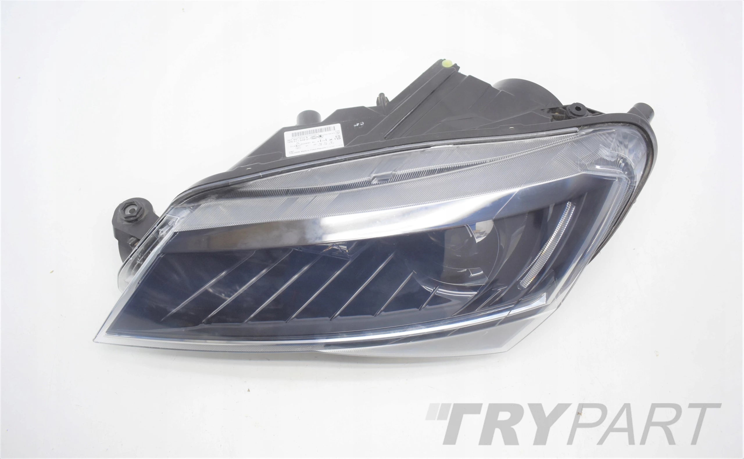SUPERB III 3V1 LAMP LEFT FRONT EU ORG! DISMANTLING