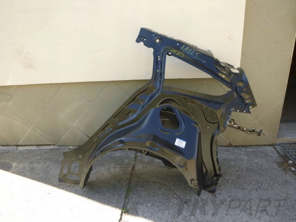 FORD FOCUS MK4 KOMBI 18- Rear left fender