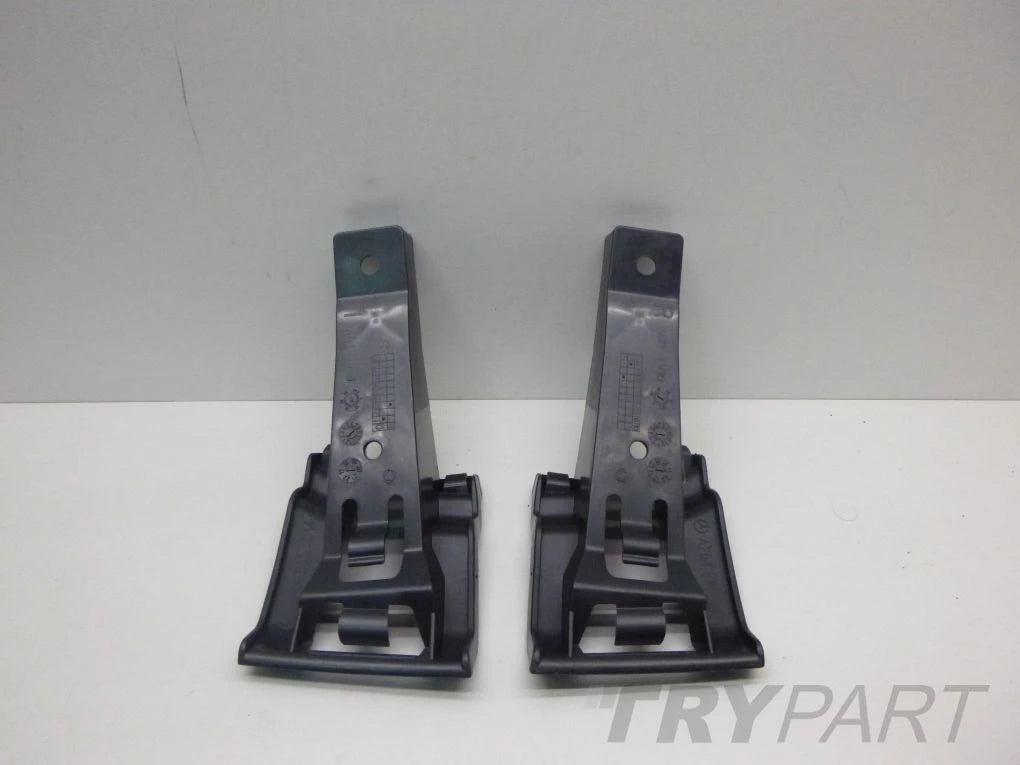 MERCEDES C CLASS W 204 BUMPER MOUNTING SLIDE