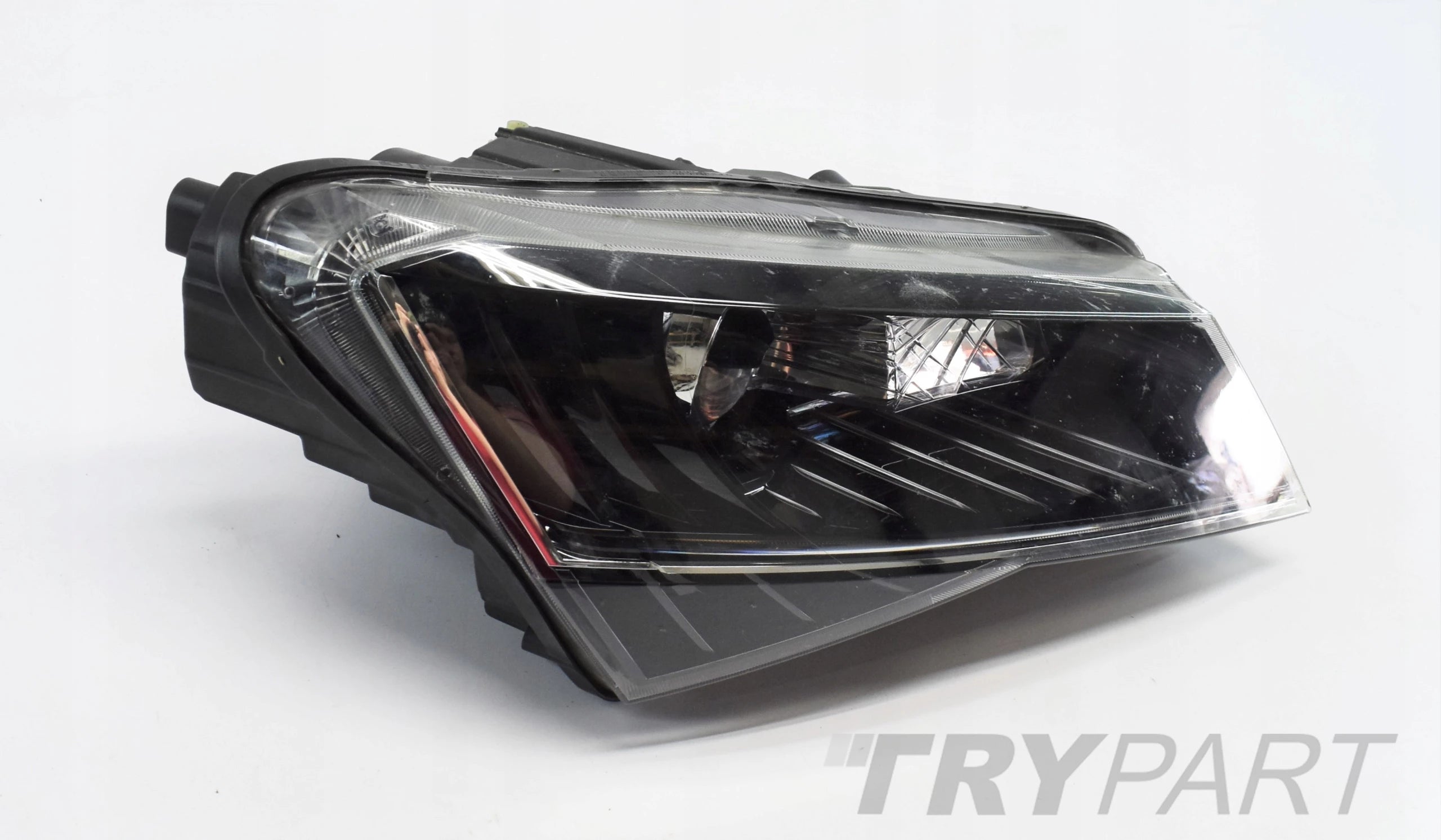 SUPERB III 3V HEADLIGHT RIGHT FRONT EU ORG