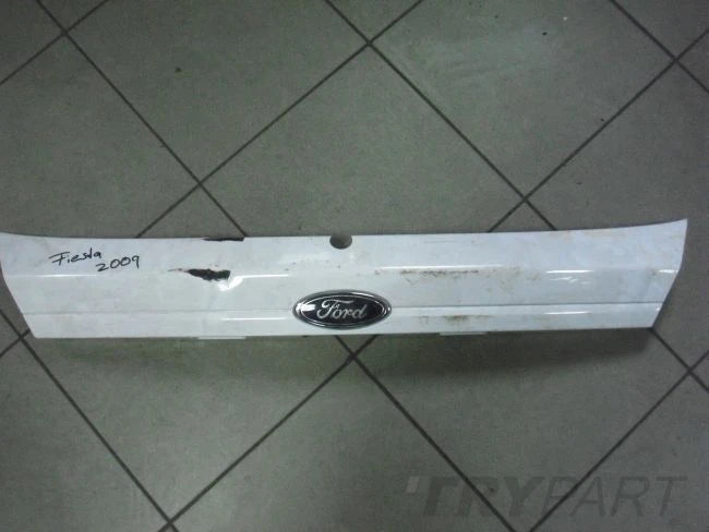 Ford Fiesta Mk 7 Rear Tailgate Trim Strip