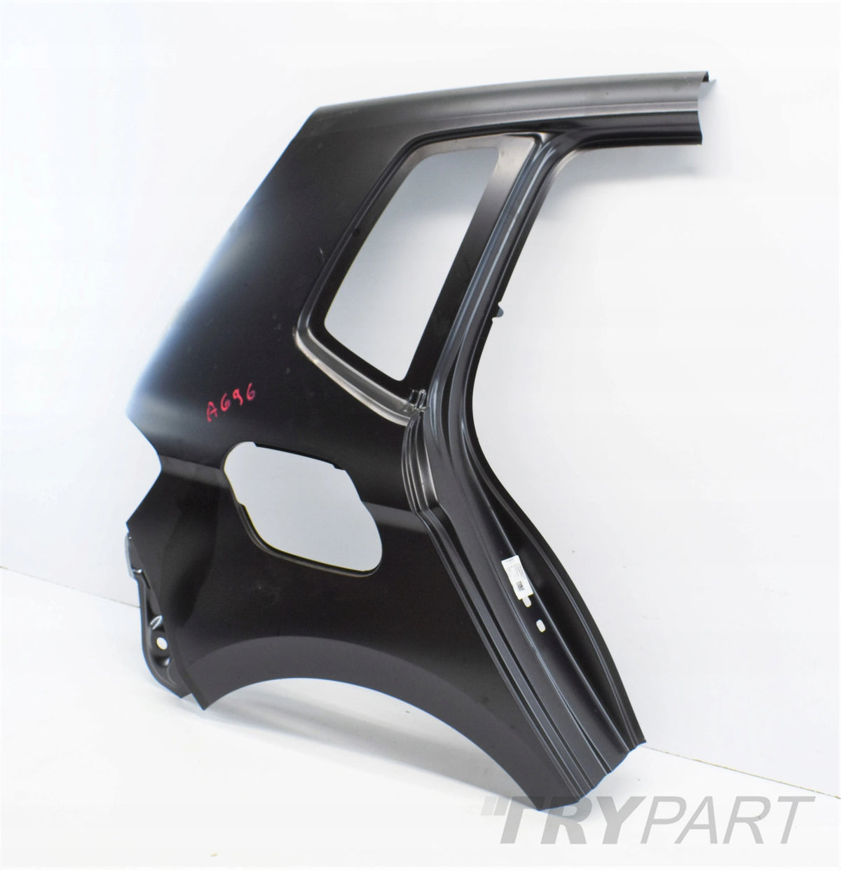 VW SPORTSVAN 510 RIGHT REAR FENDER HOUSING ORG