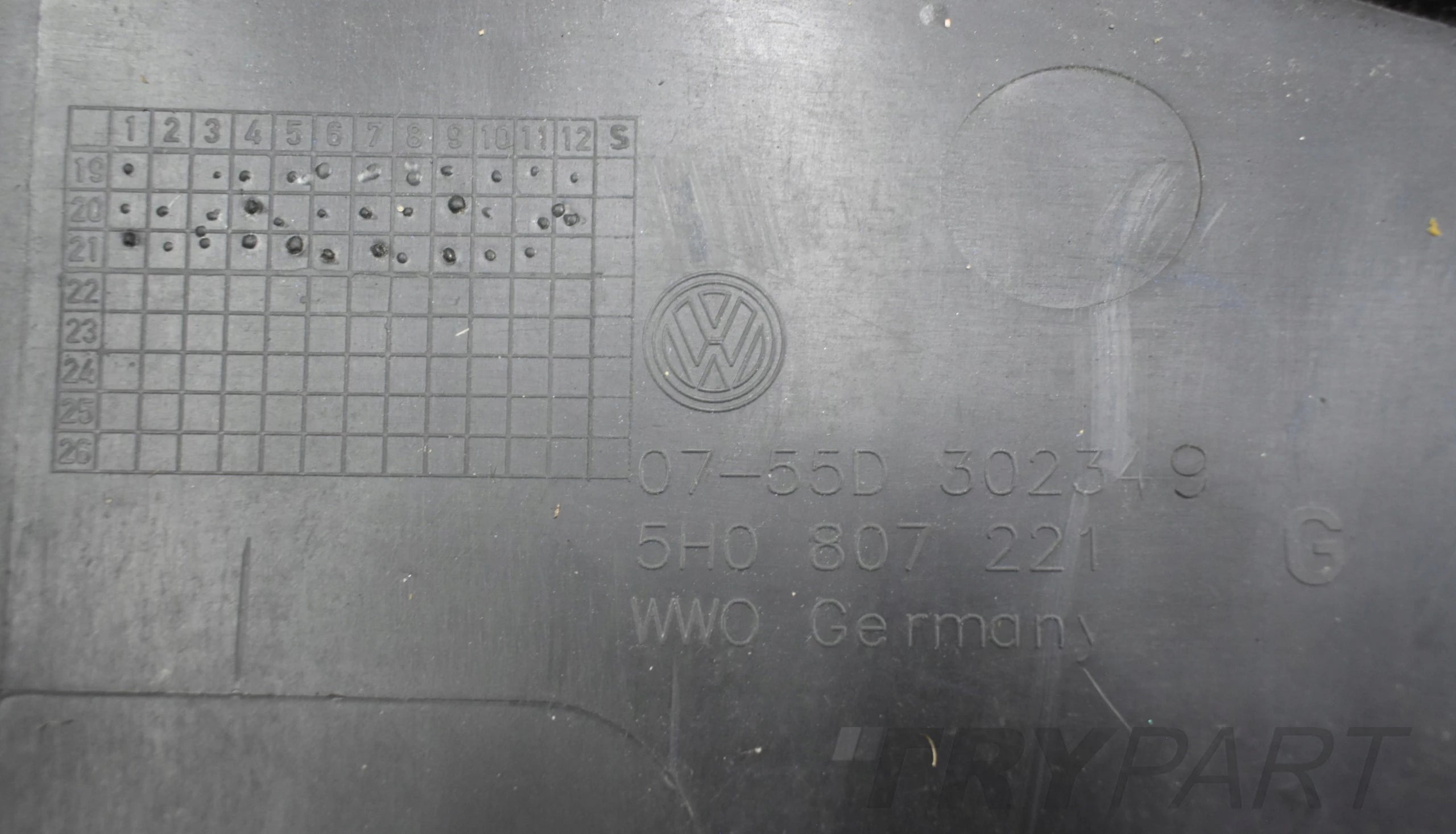VW GOLF VIII 5H0 R-LINE FRONT BUMPER ORG + GRILLE