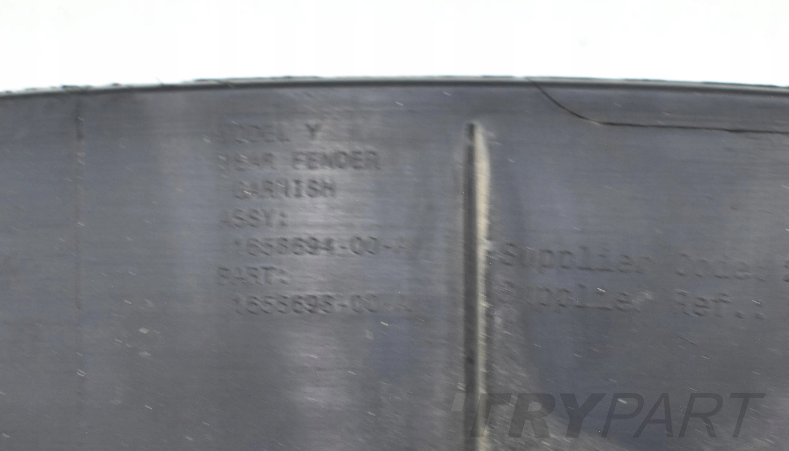 TESLA MODEL Y REAR FENDER MOULDING RIGHT ORG
