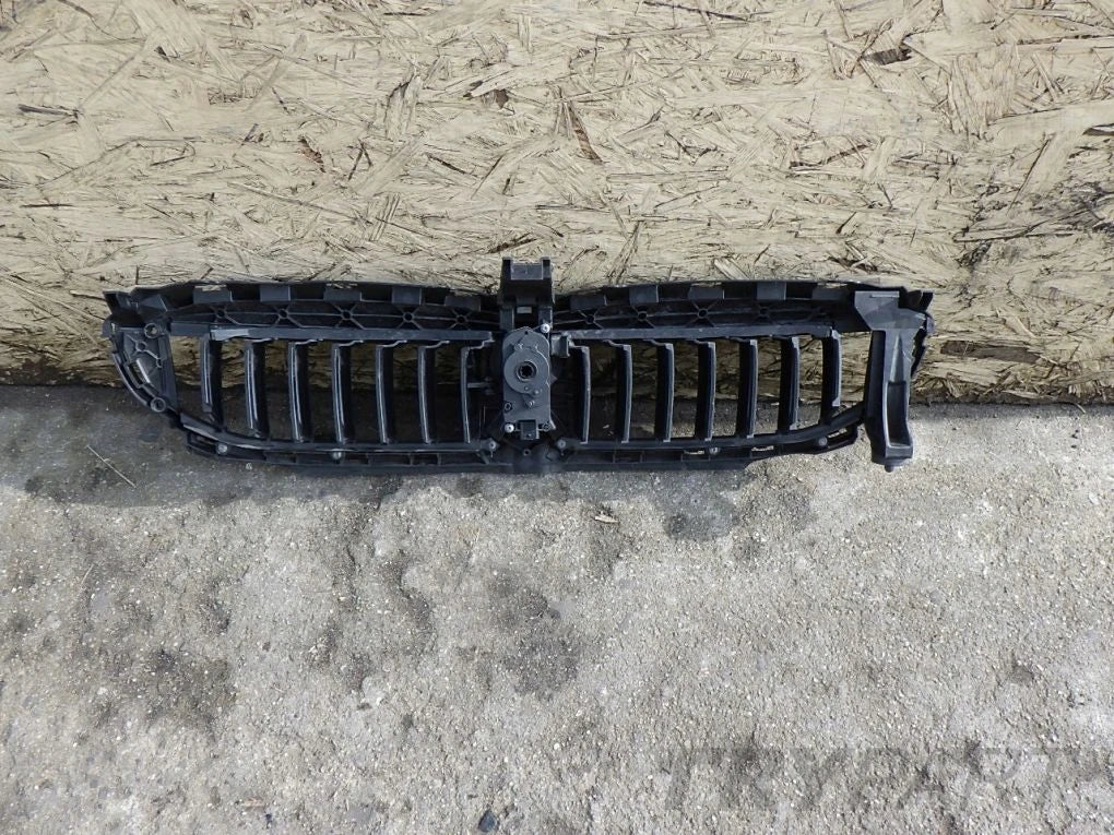 BMW 3 G20 G21 G28 shutter grille