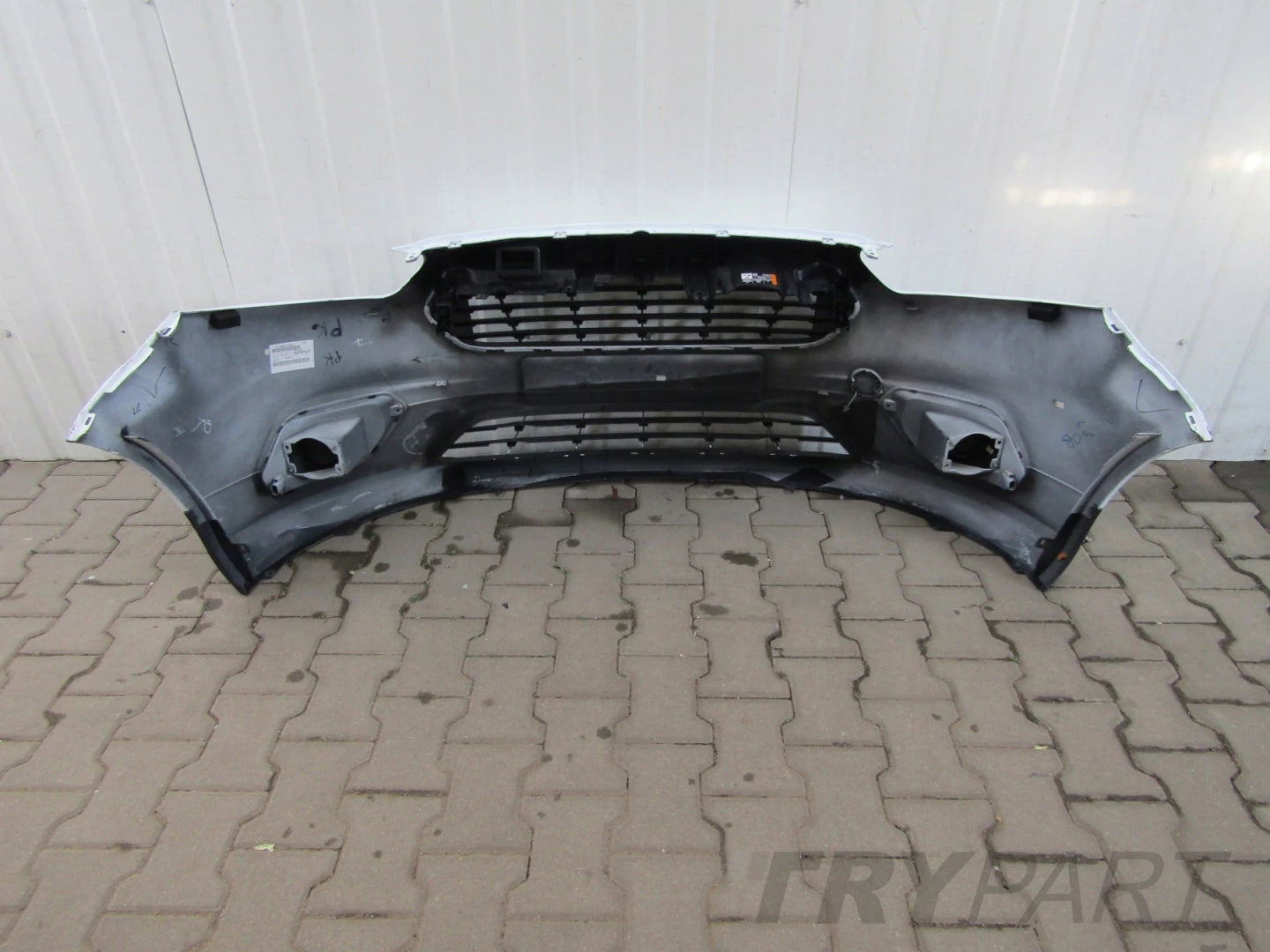 Front Bumper Ford Transit Courier Lift 18-
