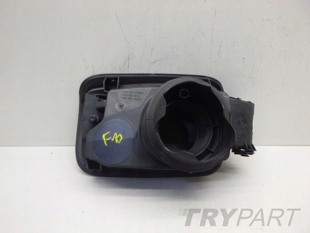 BMW 5 F10 Fuel Flap