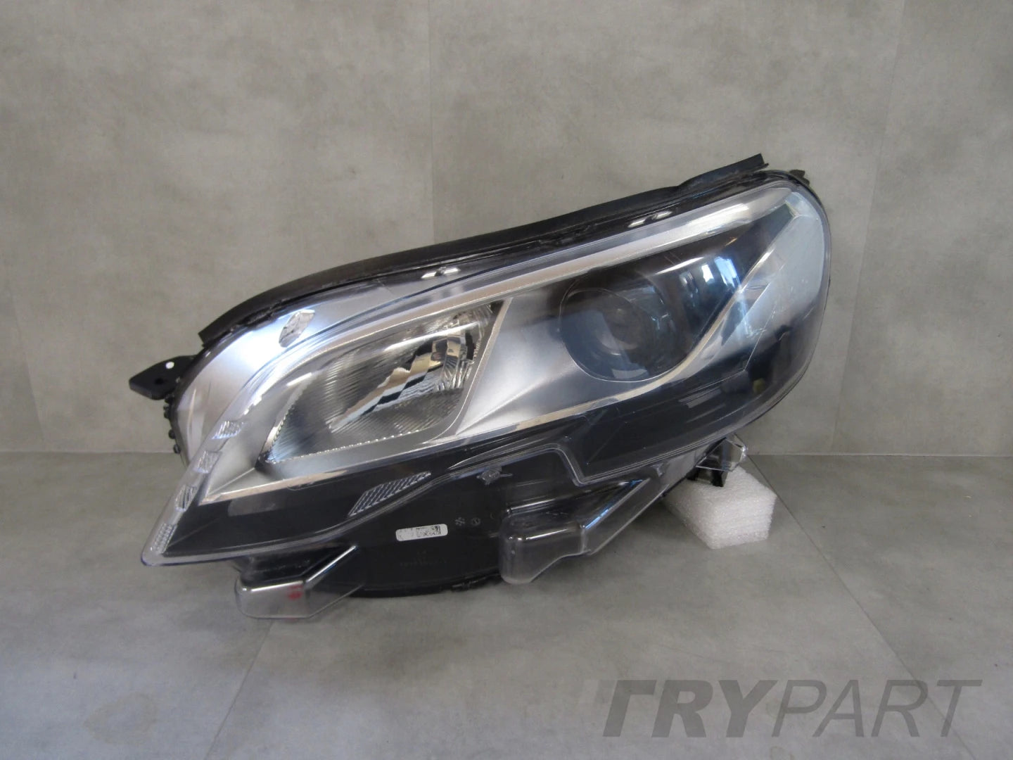 PEUGEOT EXPERT III 3 XENON HEADLIGHT, NON-SWIVELING, 16-23 LH 9808573580-00