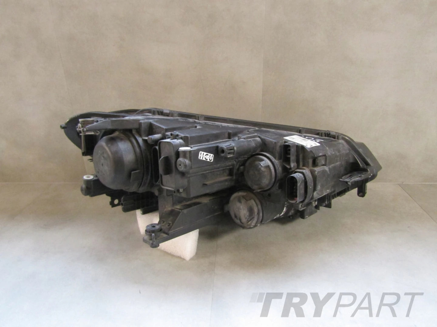 VW Touran 2 II 5TB HEADLIGHT Standard 15- LH 5TB941005A