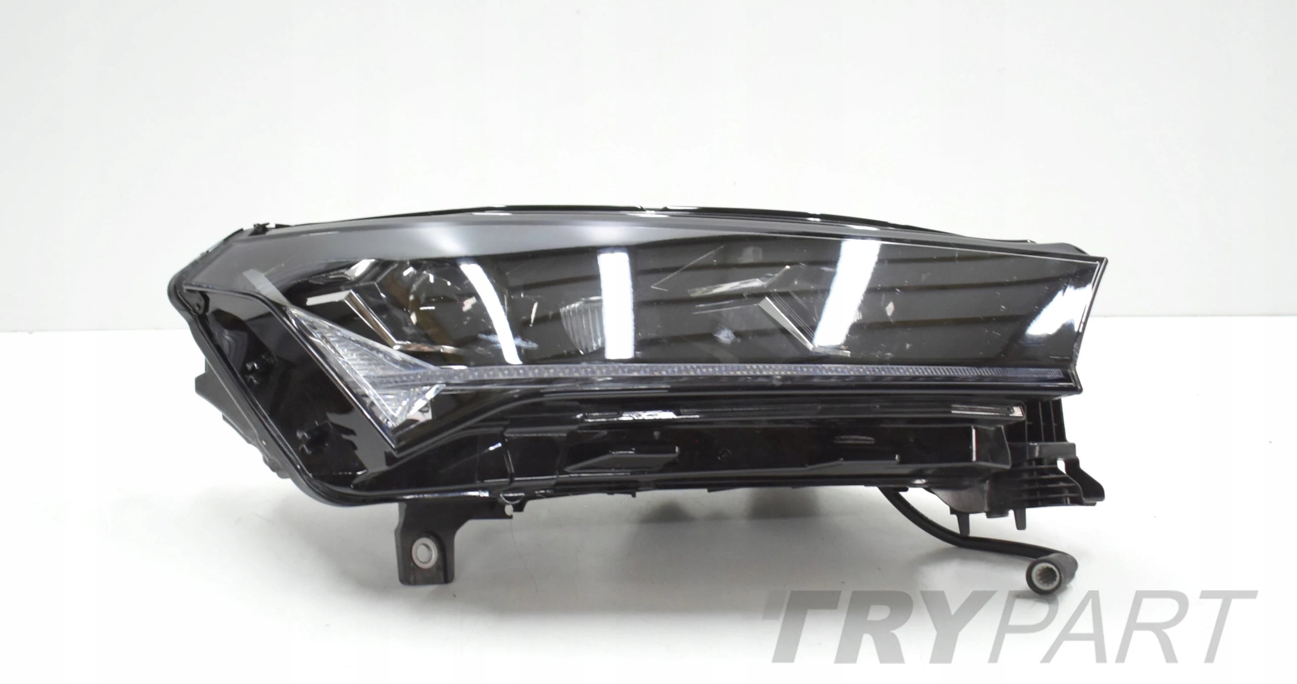 SKODA ENYAQ 5LB RIGHT FRONT HEADLIGHT FULL LED ORG EU 5LB941016A