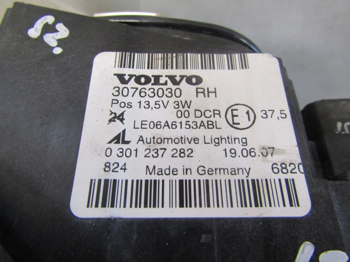 Headlight Volvo S40 V50 II LIFT XENON ACTIVE BENDING 07-12 RH RIGHT 30763030