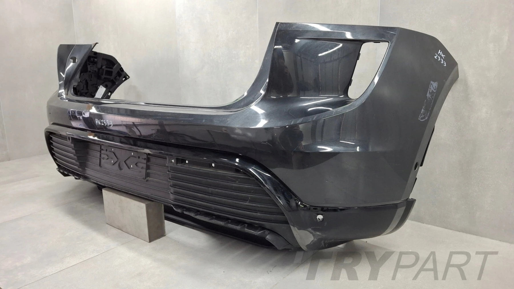 Rear Bumper Porsche Macan II 95C S 24- / + Skids + 1x PDC Sensor