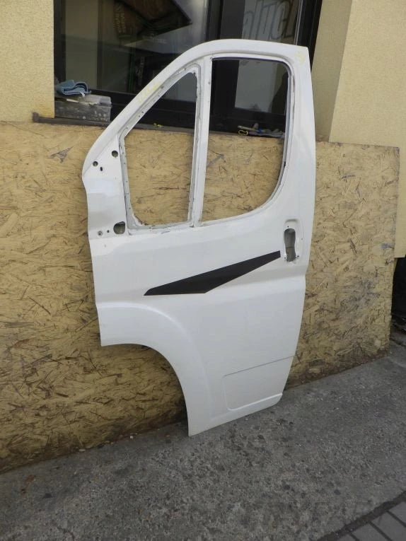 DUCATO BOXER JUMPER 06- LEFT FRONT DOOR WITHOUT STRIP