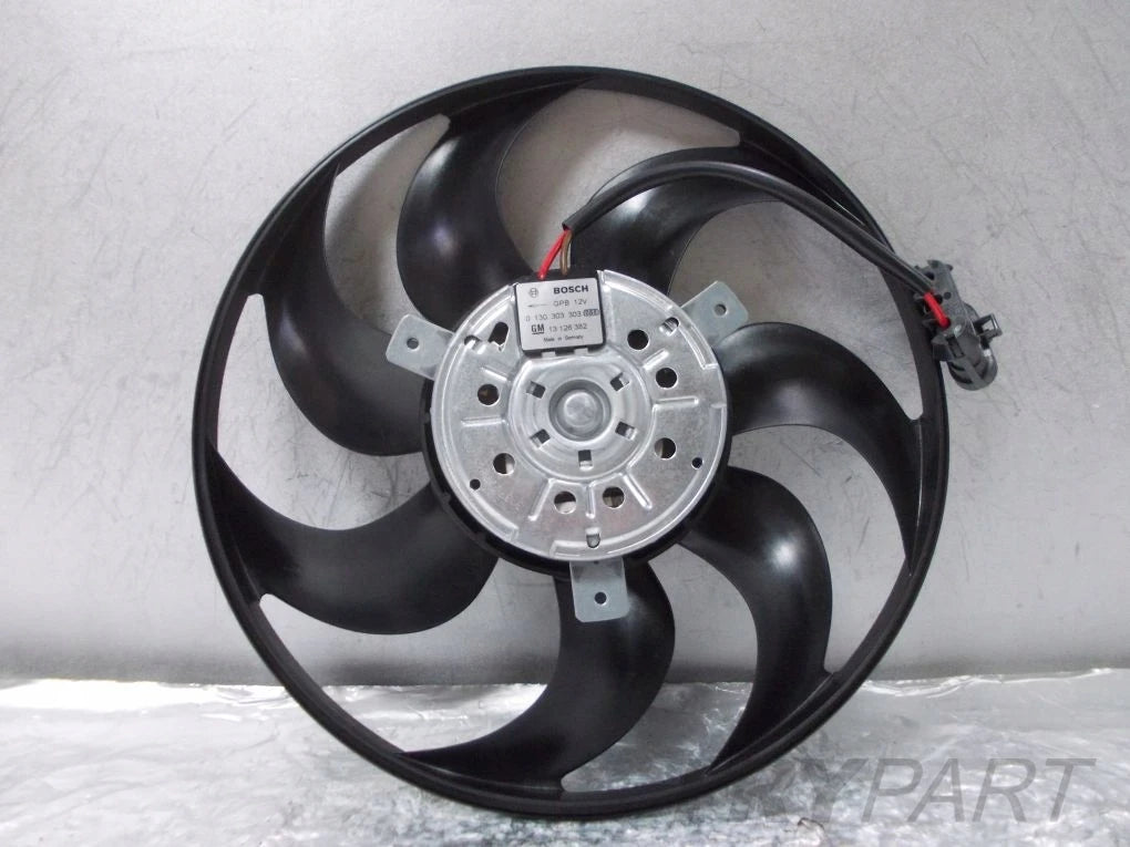Opel Zafira B 1.7 1.9 CDTI Radiator Fan