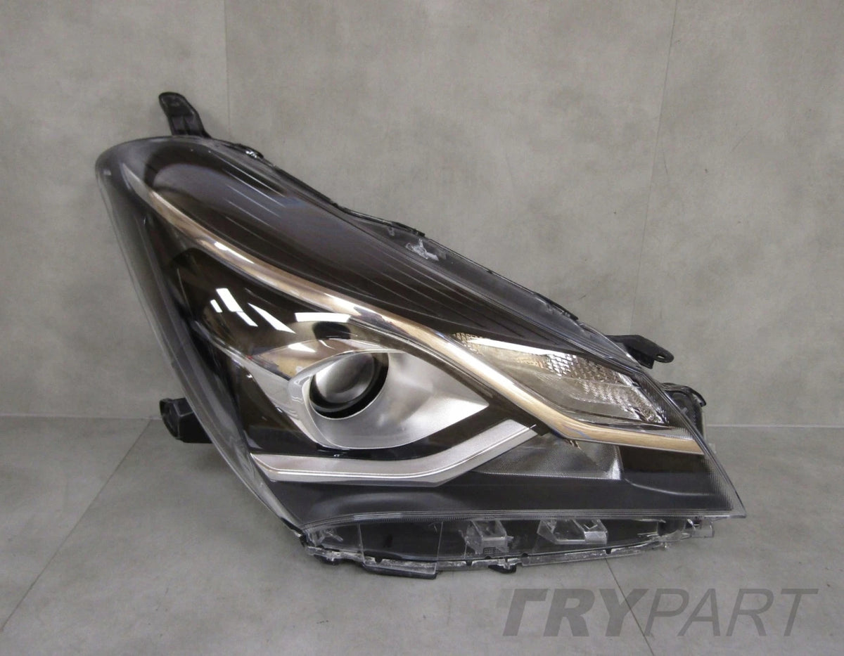 Front Lamp Toyota Yaris 3 III Facelift REGULAR LENS 17-20 RH RIGHT