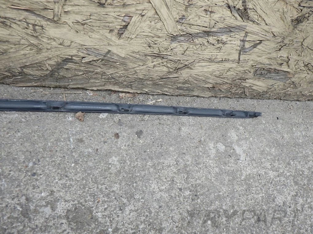 TOYOTA AURIS II HB LIFT 15- rear bumper trim