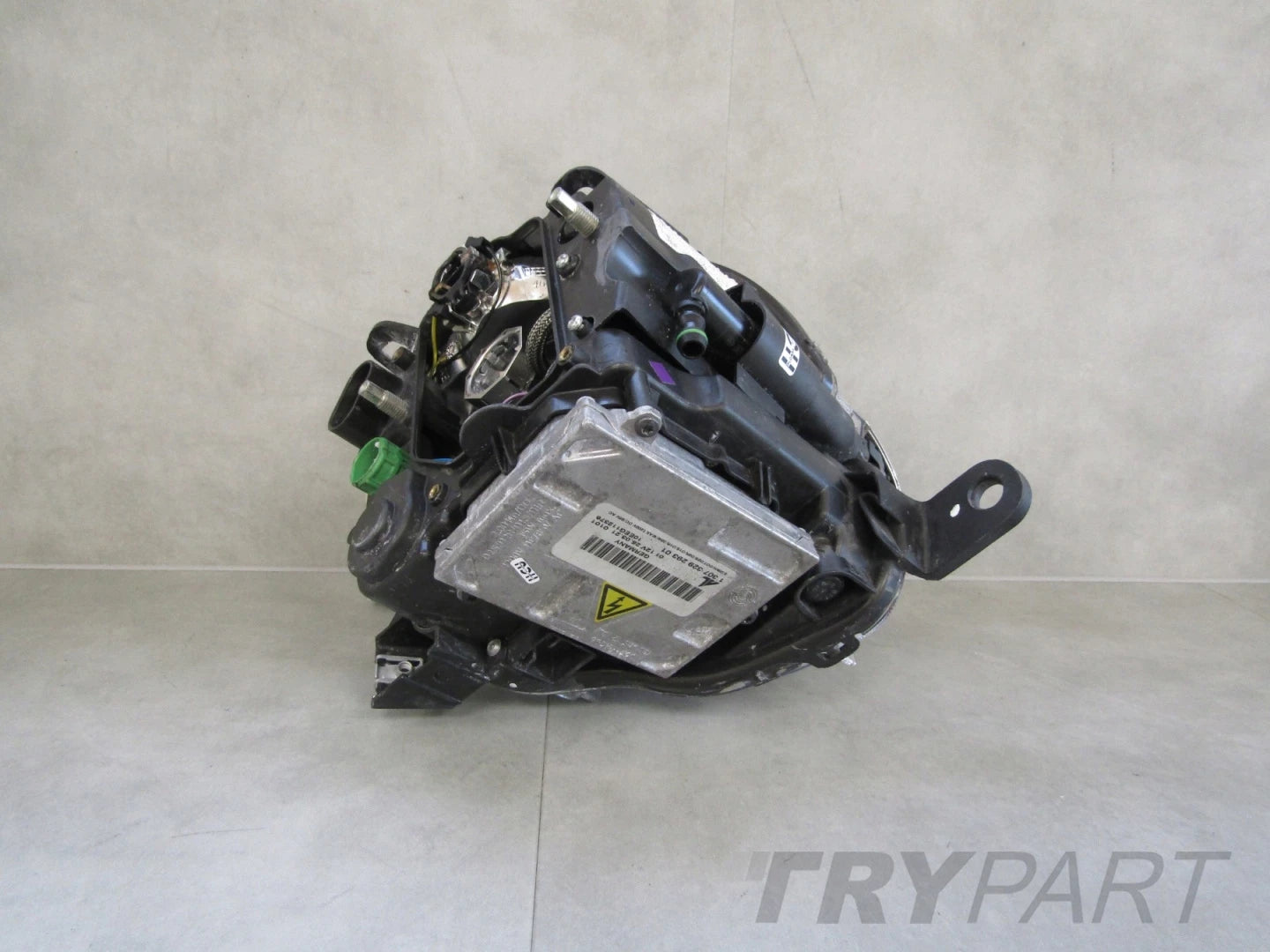Front Headlight Fiat 500 XENON 07-15 LH