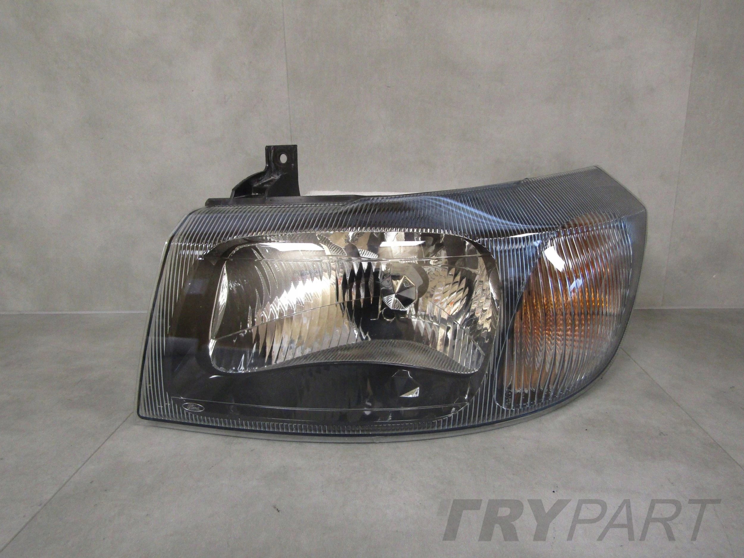 Front Lamp Ford Transit STANDARD 00-06 LH LEFT YC1X 13A045