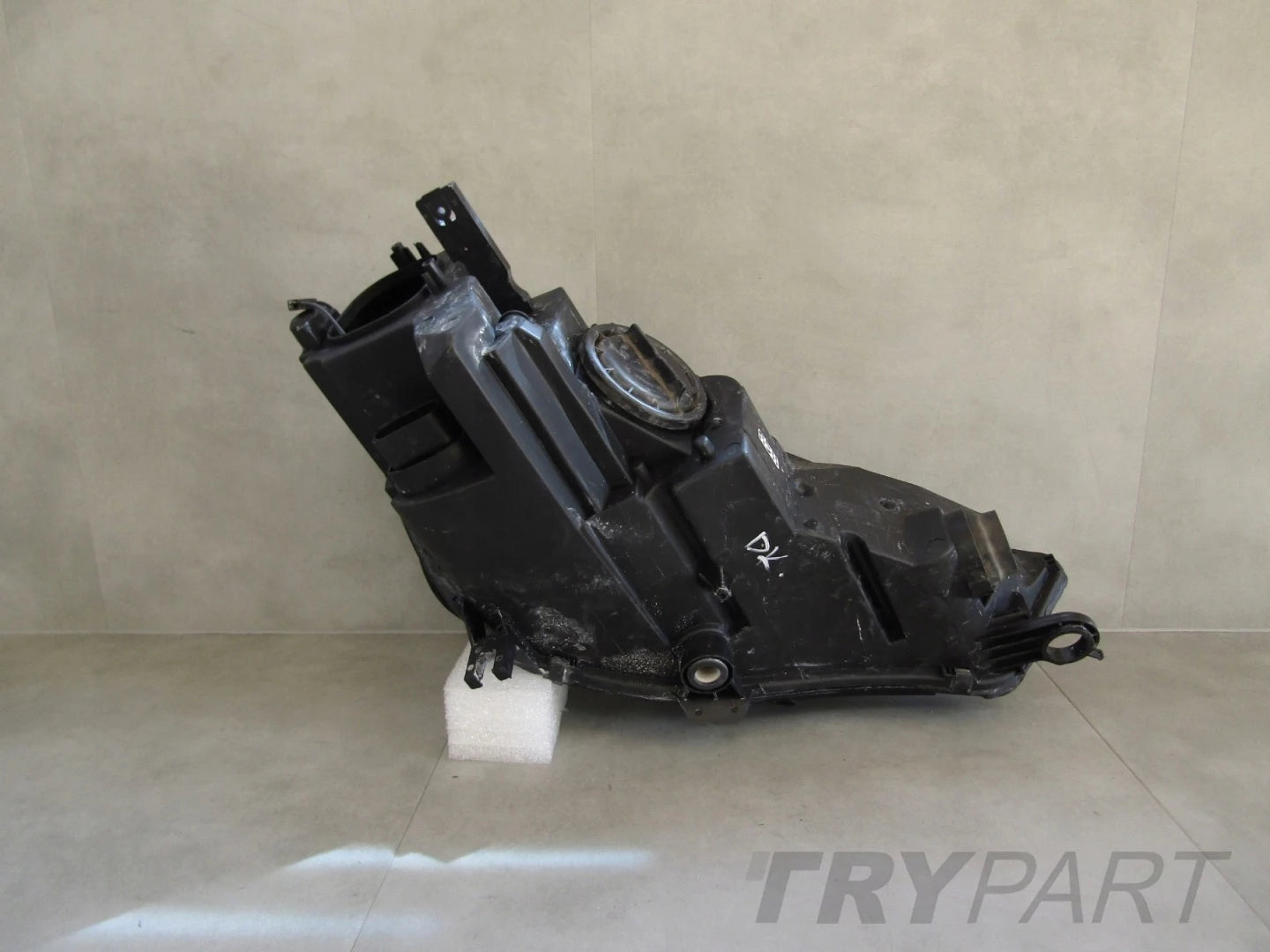 AUDI A4 B9 XENON HEADLIGHT 15-19 LH 8W0941005
