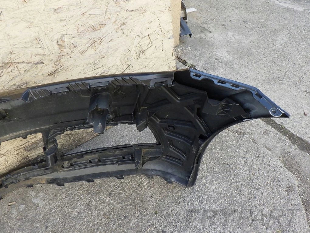 VW TOURAN 5TA 15- Front Bumper