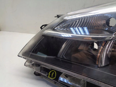 TOYOTA YARIS III LIFT 13- LEFT HEADLIGHT
