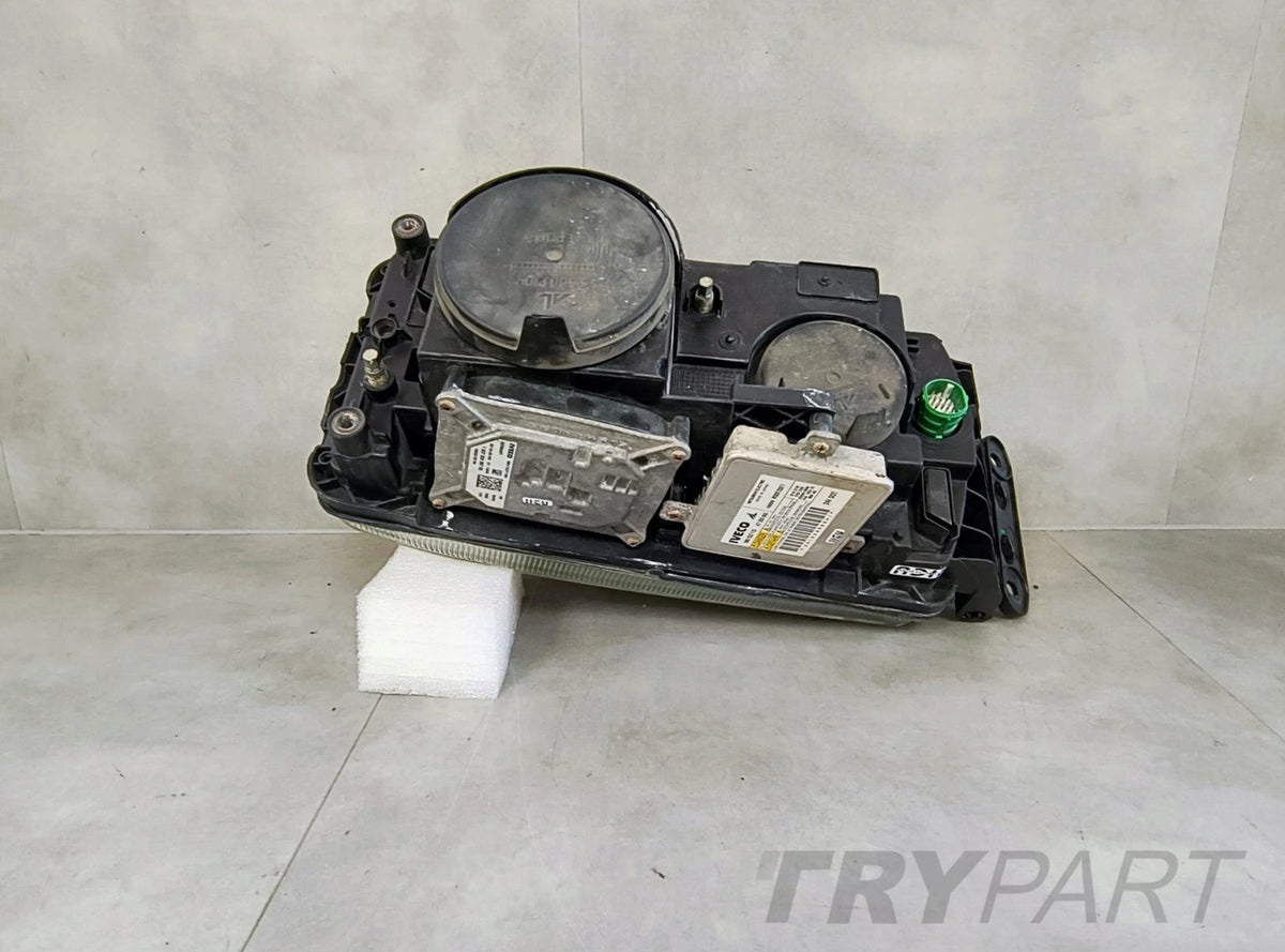 IVECO STRALIS LEFT HAND HEADLIGHT XENON 13-16 5801745441