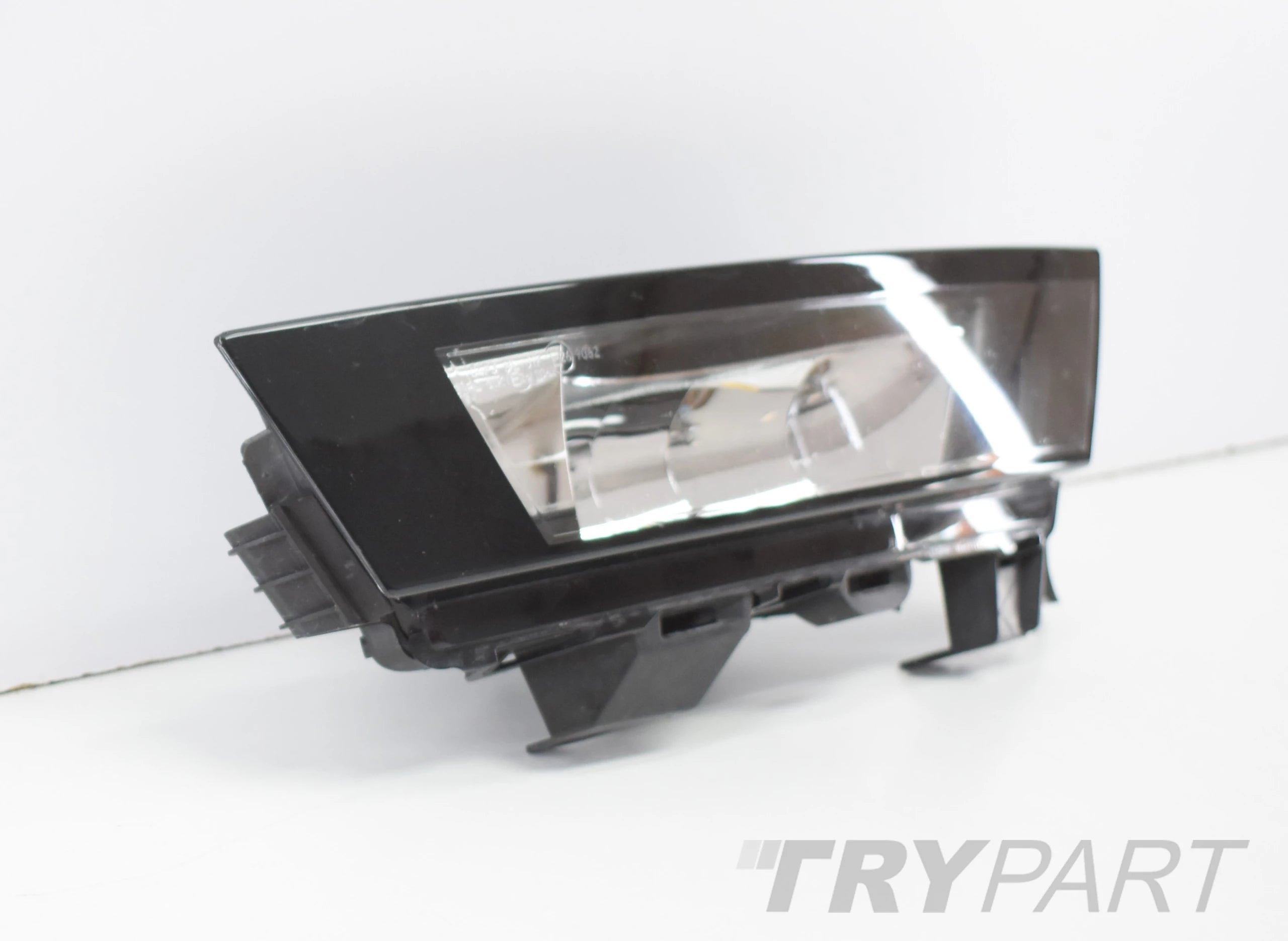 SKODA RAPID LIFT 5JA RIGHT FOG LIGHT ORG DISASSEMBLY