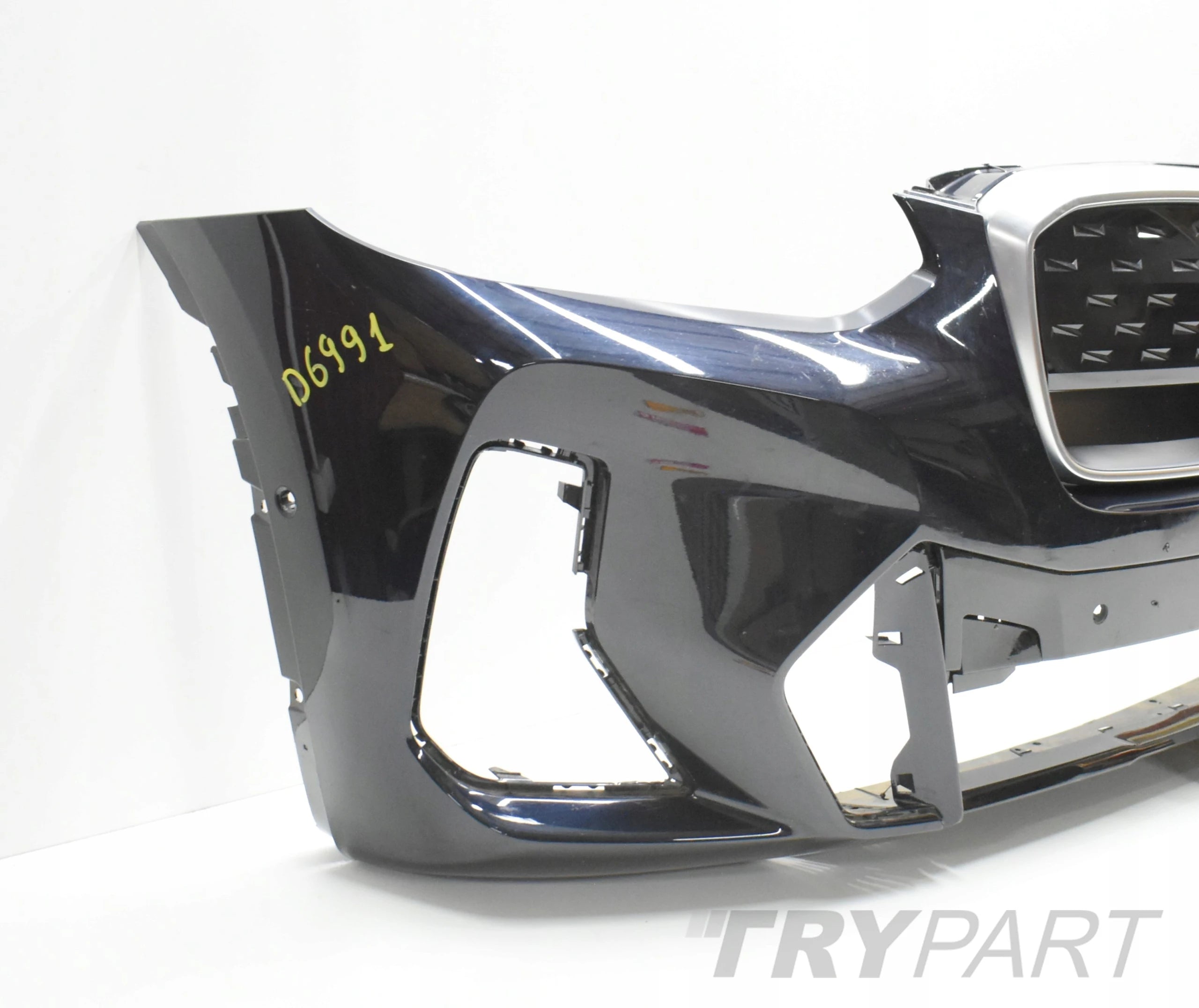BMW IX3 G08 LIFT LCI M PACKAGE FRONT BUMPER ORG + GRILLE