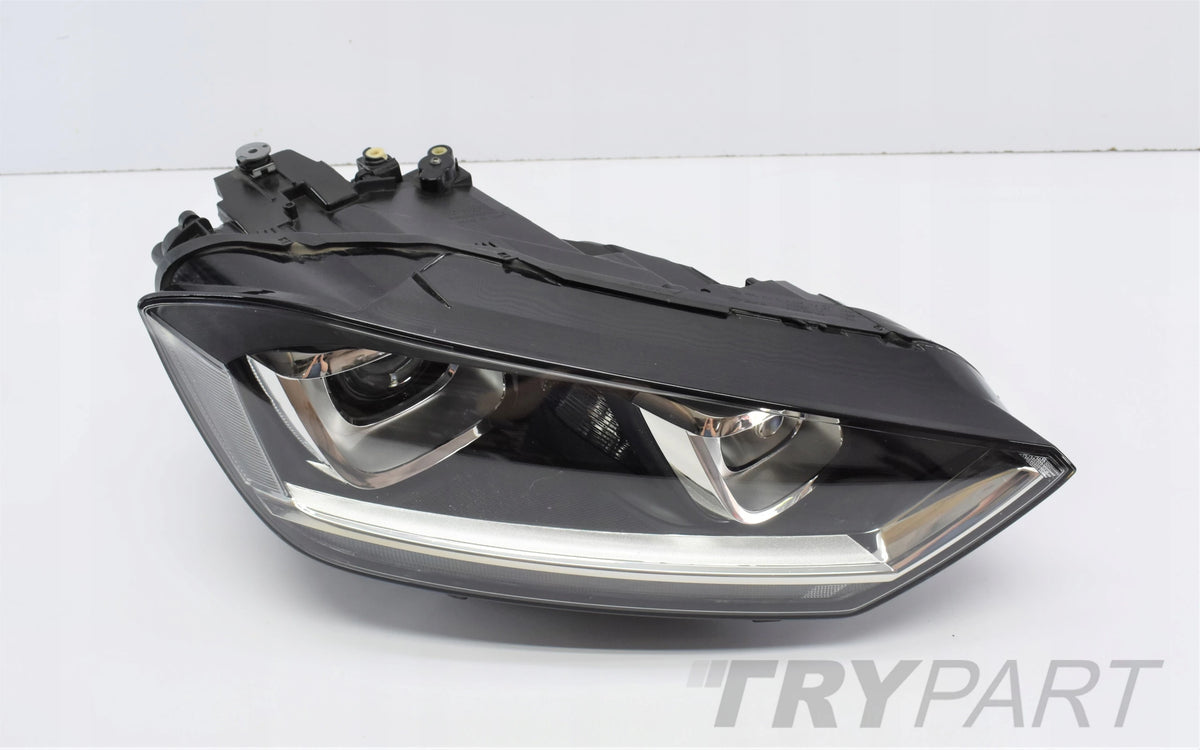 VW SPORTSVAN 517 HEADLIGHT RIGHT FRONT EU XENON ORG