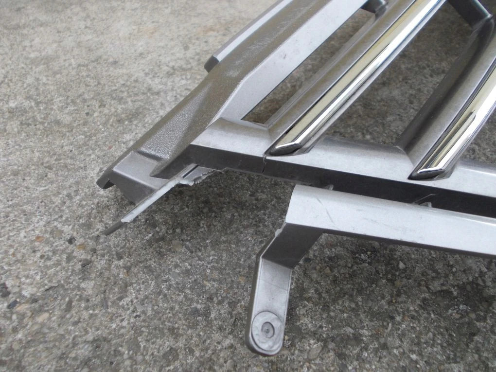 TOYOTA LAND CRUISER 150 grill