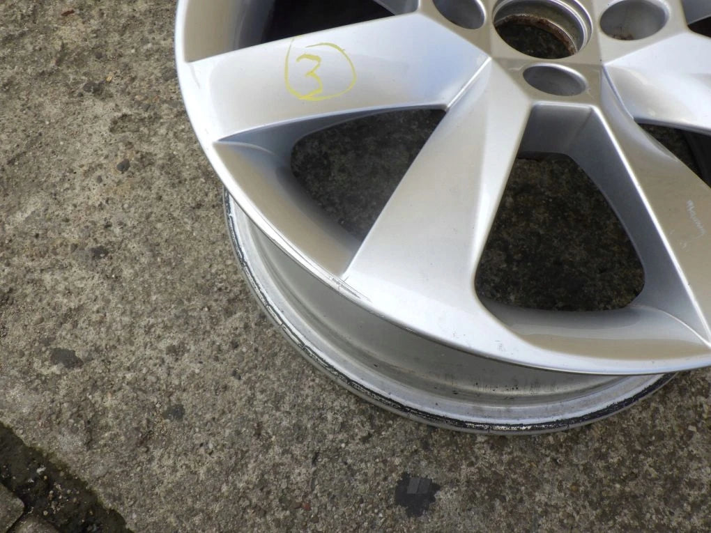 VW 5.5J x 15 4x100 ET 41 alloy wheel