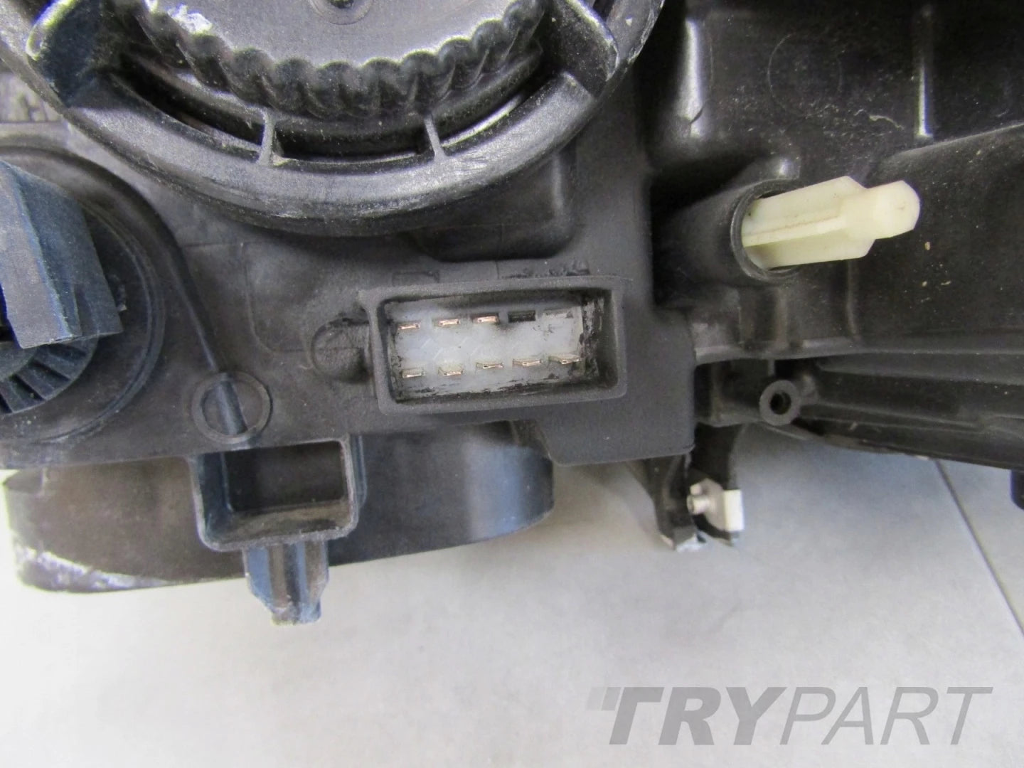 HEADLIGHT OPEL CROSSLAND X STANDARD 17-20 RH RIGHT 13467968