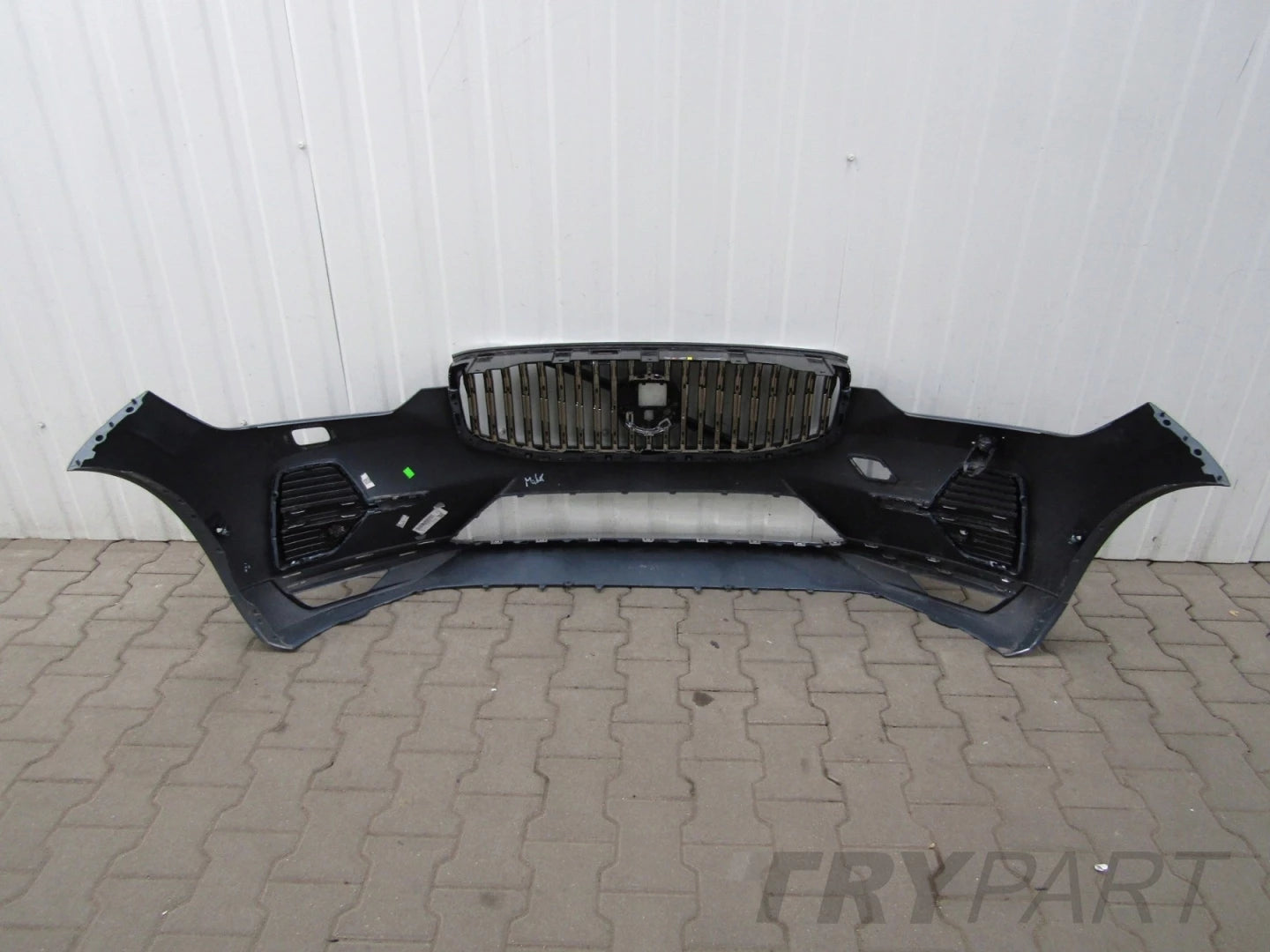 Front bumper Volvo XC60 2 II Inscription Lift 21-